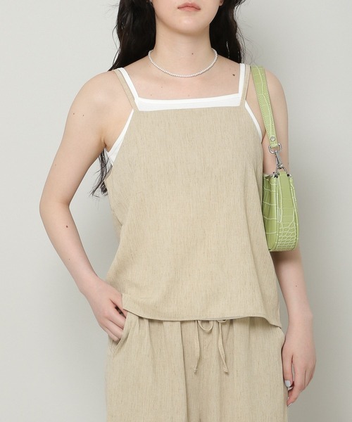 ALAND（エーランド）の「3.3 Field Trip／スクエアネックキャミ 2353224（キャミソール・レディース・ブラック/ベージュ・FREE）」の2枚目の写真