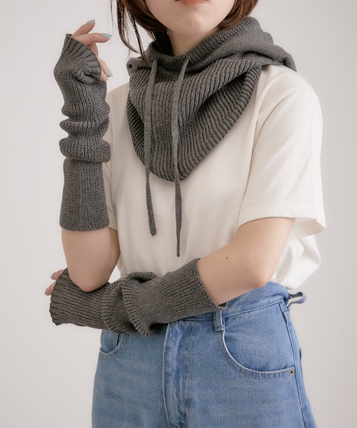 PAPILLONNER(パピヨネ)の「今季必須アイテム/バラクラバ/PAPILLONNER/パピヨネ(ネックウォーマー/スヌード・レディース・グレー/アイボリー・FREE)」の16枚目の写真