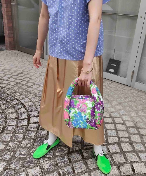 HEY!MrsROSE(ヘイミセスローズ)の「HEY! Mrs ROSE(ヘイ!ミセスローズ)PukuPuku BAG(ハンドバッグ・レディース・グリーン/ピンク/ブラック・FREE)」の3枚目の写真