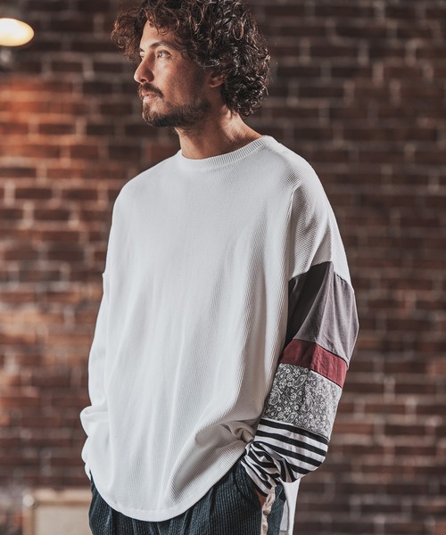 FACTOTUM（ファクトタム）の「mlt3972- One Arm Gimmick Design Waffle Long-sleeve T-Shirt カットソー（Tシャツ/カットソー・メンズ・ホワイト/ライトカーキ/ブラック・44/48/46）」の5枚目の写真