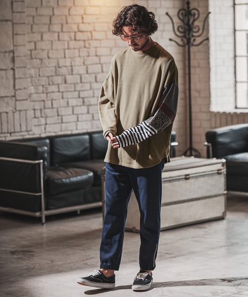 FACTOTUM（ファクトタム）の「mlt3972- One Arm Gimmick Design Waffle Long-sleeve T-Shirt カットソー（Tシャツ/カットソー・メンズ・ホワイト/ライトカーキ/ブラック・44/48/46）」の16枚目の写真