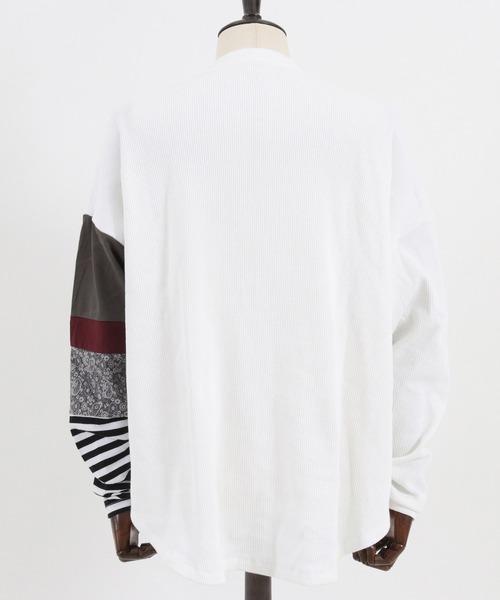 FACTOTUM（ファクトタム）の「mlt3972- One Arm Gimmick Design Waffle Long-sleeve T-Shirt カットソー（Tシャツ/カットソー・メンズ・ホワイト/ライトカーキ/ブラック・44/48/46）」の20枚目の写真
