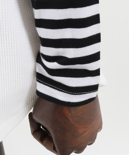 FACTOTUM（ファクトタム）の「mlt3972- One Arm Gimmick Design Waffle Long-sleeve T-Shirt カットソー（Tシャツ/カットソー・メンズ・ホワイト/ライトカーキ/ブラック・44/48/46）」の22枚目の写真