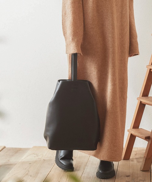 LE VERNIS（ル・ベルニ）の「LE VERNIS　リュック 223-210509（バックパック/リュック・レディース・ベージュ/ブラック・FREE）」の8枚目の写真