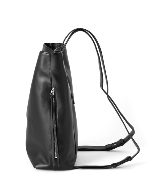 LE VERNIS（ル・ベルニ）の「LE VERNIS　リュック 223-210509（バックパック/リュック・レディース・ベージュ/ブラック・FREE）」の11枚目の写真