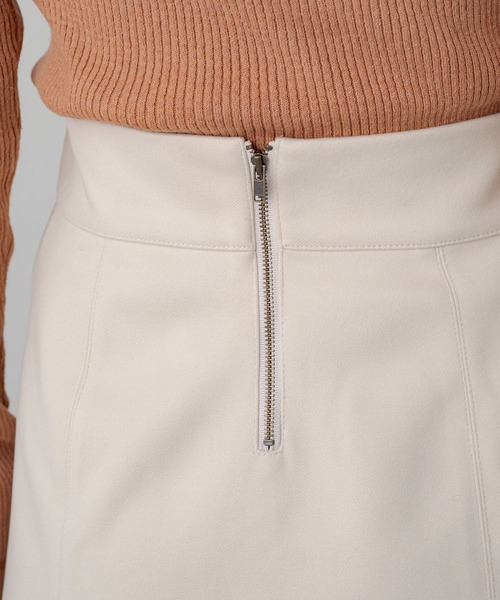 Kastane（カスタネ）の「台形ミニスカート（スカート・レディース・アイボリー/ブラック・FREE）」の7枚目の写真