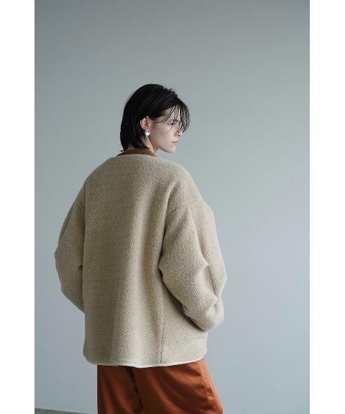 CLANE（クラネ）の「CLANE/クラネ/REVERSIBLE BOA JACKET（ブルゾン・レディース・アイボリー/ブラック/カーキ・1）」の15枚目の写真