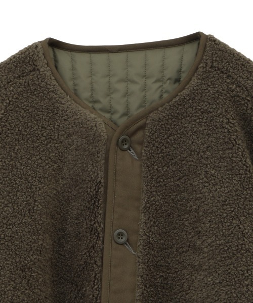 CLANE（クラネ）の「CLANE/クラネ/REVERSIBLE BOA JACKET（ブルゾン・レディース・アイボリー/ブラック/カーキ・1）」の5枚目の写真