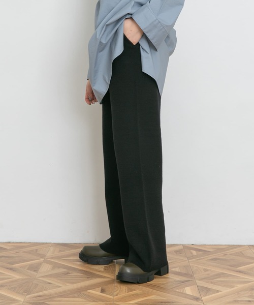 UR Lab.(アーバンリサーチラボ)の「ニットパンツ(その他パンツ・レディース・ブラック/レッド/グリーン・FREE)」の2枚目の写真