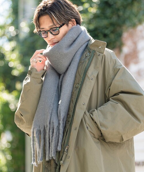 PUBLUX（パブリュクス）の「PUBLUX/パブリュクス ボリュームフリンジマフラー【WEB限定】（マフラー・メンズ・ブラック/グレー/ナチュラル/ブルー/グリーン・ONE SIZE）」の3枚目の写真