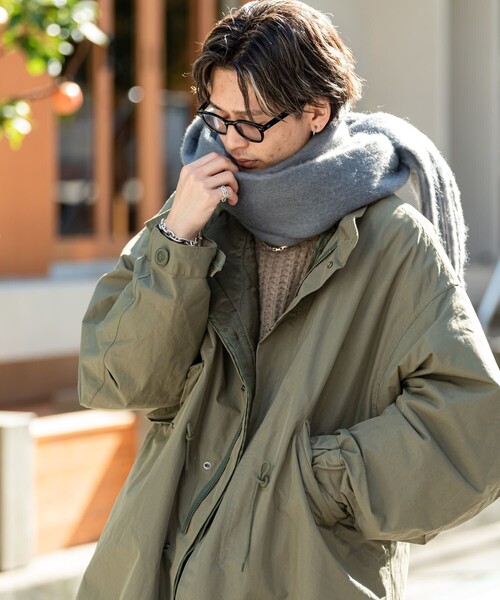 PUBLUX（パブリュクス）の「PUBLUX/パブリュクス ボリュームフリンジマフラー【WEB限定】（マフラー・メンズ・ブラック/グレー/ナチュラル/ブルー/グリーン・ONE SIZE）」の11枚目の写真