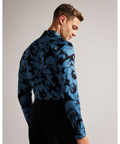 Ted Baker（テッドベーカー）の「ALTLO 長袖 フローラルプリント