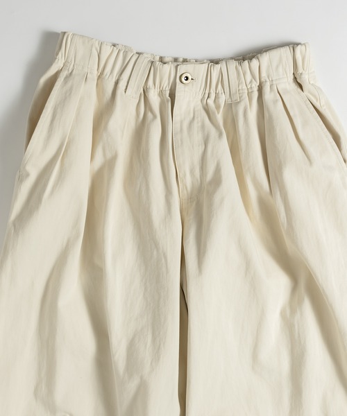 MUHET（ミュエータ）の「タックバルーンパンツ（その他パンツ・レディース・ベージュ/ブラック/カーキ/アイボリー・MEDIUM/SMALL/X-LARGE）」の7枚目の写真