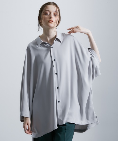 JUNRED（ジュンレッド）の「ドレープビッグポンチョシャツ（シャツ/ブラウス・メンズ・グリーン/ライトグレー/ホワイト/ブラウン・S/M/L）」の3枚目の写真