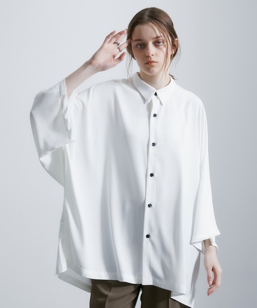 JUNRED（ジュンレッド）の「ドレープビッグポンチョシャツ（シャツ/ブラウス・メンズ・グリーン/ライトグレー/ホワイト/ブラウン・S/M/L）」の5枚目の写真