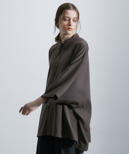 JUNRED（ジュンレッド）の「ドレープビッグポンチョシャツ（シャツ/ブラウス・メンズ・グリーン/ライトグレー/ホワイト/ブラウン・S/M/L）」の10枚目の写真
