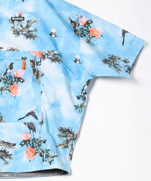 Columbia（コロンビア）の「columbia/コロンビア デシュートバレーユニセックス レインポンチョ 防水 ポケット WE8712（ポンチョ・メンズ・ブラック/マルチ・L/M）」の3枚目の写真