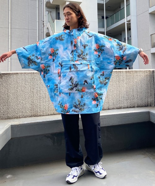 Columbia（コロンビア）の「columbia/コロンビア デシュートバレーユニセックス レインポンチョ 防水 ポケット WE8712（ポンチョ・メンズ・ブラック/マルチ・L/M）」の15枚目の写真