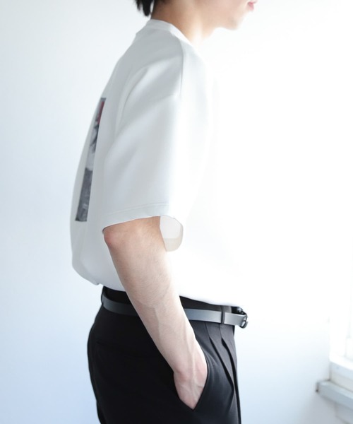 SENSE OF PLACE by URBAN RESEARCH(センスオブプレイスバイアーバンリサーチ)の「『別注』グラフィックアートTシャツ(5分袖)C(Tシャツ/カットソー・メンズ・ブルー/ホワイト/ブラック・MEDIUM/LARGE)」の6枚目の写真