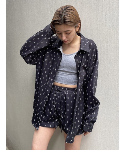 ENVYM(アンビー)の「リラックスElogoSH(シャツ/ブラウス・レディース・ブラック/ホワイト・FREE)」の12枚目の写真