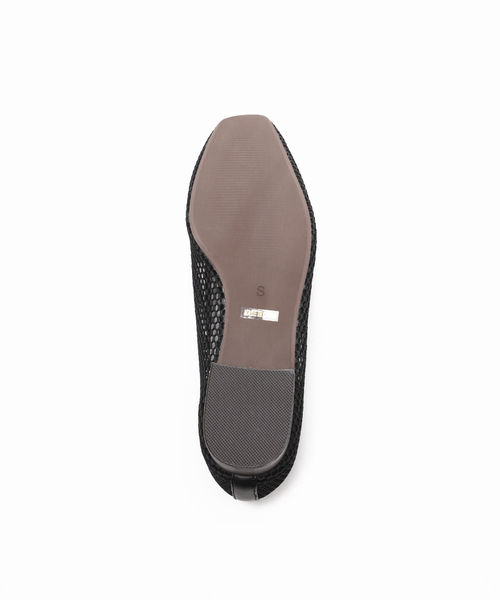 Simplicite(サンプリシテ)の「メッシュフラットシューズ(パンプス・レディース・ホワイト/ブラック・MEDIUM/LARGE/SMALL)」の8枚目の写真