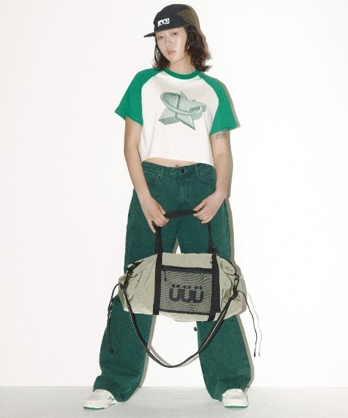 ISTKUNST(イストクンスト)の「A'GEM/9 × .kom『ISTKUNST/イストクンスト』3D STAR RAGLAN CROP TEE/3Dスター ラグランクロッ プ 半袖 カットソー(Tシャツ/カットソー・メンズ・アイボリー/ライトブルー・FREE)」の8枚目の写真