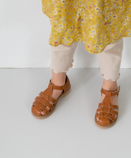 menue（メヌエ）の「キッズグルカサンダル（サンダル・キッズ・ブラック/ブラウン/グリーン/イエロー/アイボリー・15.0cm/16.0cm/17.0cm/18.0cm/19.0cm/20.0cm/21.0cm）」の8枚目の写真