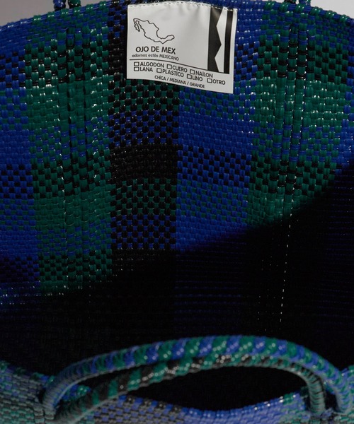 OJO DE MEX（オホデメックス）の「OJO DE MEX/オホデメックス Plastico CAGO Tote Grande かごバッグ（ハンドバッグ・レディース・ブラック×ゴールド/ブラック/ブルー・FREE）」の15枚目の写真