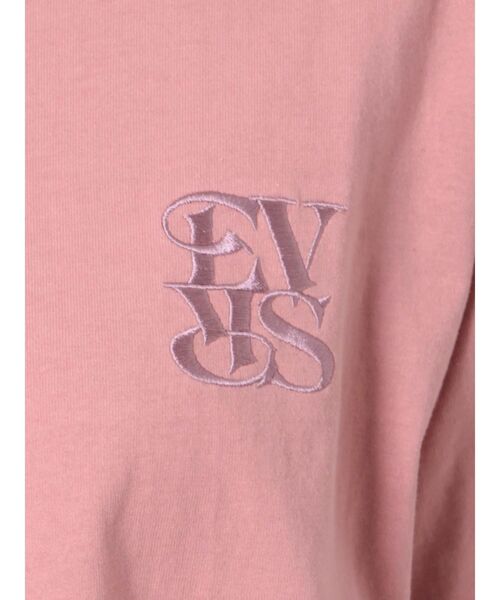EVRIS（エヴリス）の「【WEB限定】ワンポイントベーシックＴシャツ（Tシャツ/カットソー・レディース・ホワイト/ブラック/パープル/ピンク/グリーン・FREE）」の11枚目の写真