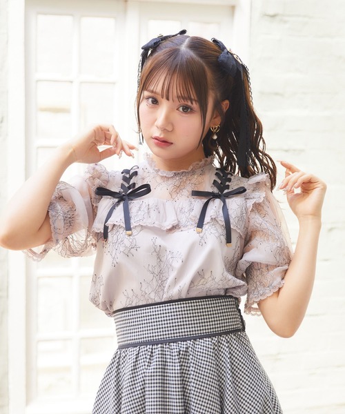 ROJITA(ロジータ)の「Wスピンドル配色レースブラウス(シャツ/ブラウス・レディース・ピンク/ベージュ/ブラック・FREE)」の9枚目の写真