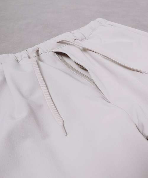 ROOT THREE(ルートスリー)の「ROOT THREE セットアップ ストレッチ 吸汗速乾 上下セット シャツ&パンツ(セットアップ・メンズ・ベージュ/ライトカーキ/ブラック・LL/M/L)」の16枚目の写真