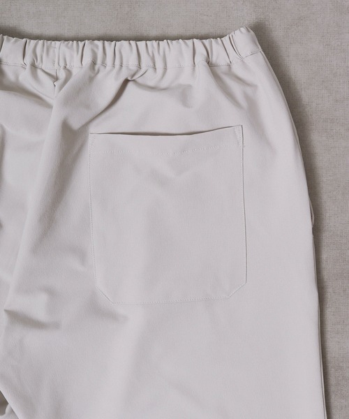 ROOT THREE(ルートスリー)の「ROOT THREE セットアップ ストレッチ 吸汗速乾 上下セット シャツ&パンツ(セットアップ・メンズ・ベージュ/ライトカーキ/ブラック・LL/M/L)」の17枚目の写真