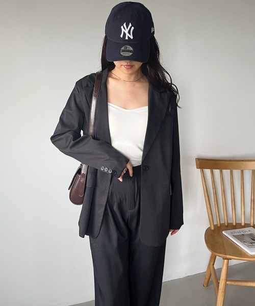CLEA(クレア)の「【2点SET】オーバーサイズジャケット+タックワイドパンツ セットアップ(セットアップ・レディース・ベージュ/ブラック・L/M)」の8枚目の写真