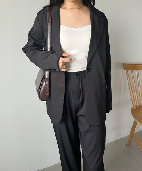 CLEA(クレア)の「【2点SET】オーバーサイズジャケット+タックワイドパンツ セットアップ(セットアップ・レディース・ベージュ/ブラック・L/M)」の6枚目の写真