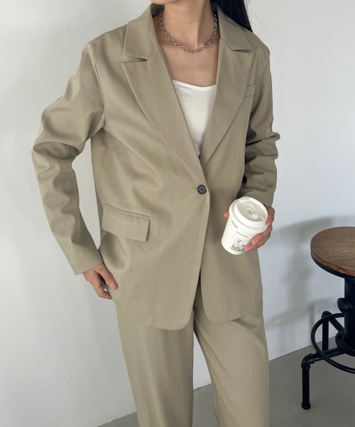 CLEA(クレア)の「【2点SET】オーバーサイズジャケット+タックワイドパンツ セットアップ(セットアップ・レディース・ベージュ/ブラック・L/M)」の14枚目の写真