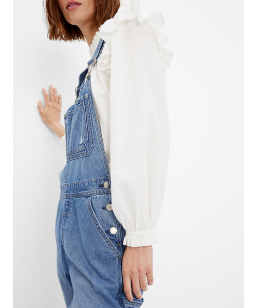 GAP(ギャップ)の「ウォッシュウェル スローチー オーバーオール(サロペット/オーバーオール・レディース・ライトインディゴブルー・S/M/XS/L/XXS)」の3枚目の写真