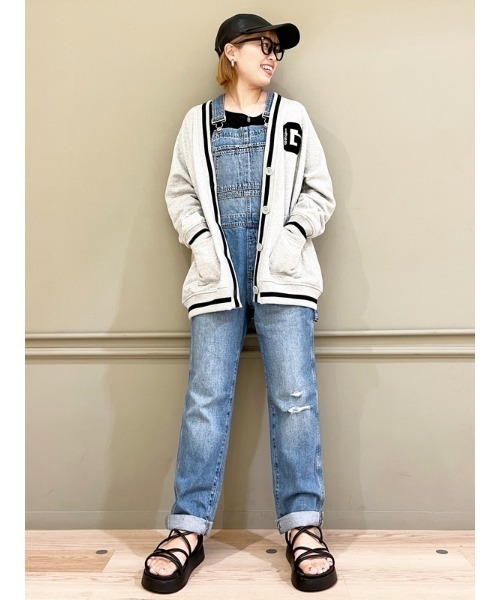 GAP(ギャップ)の「ウォッシュウェル スローチー オーバーオール(サロペット/オーバーオール・レディース・ライトインディゴブルー・S/M/XS/L/XXS)」の5枚目の写真