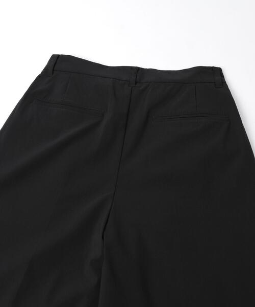 coen(コーエン)の「ストレッチワイドテーパードパンツ(その他パンツ・レディース・ブラック/ブラウン・S/M/L)」の4枚目の写真