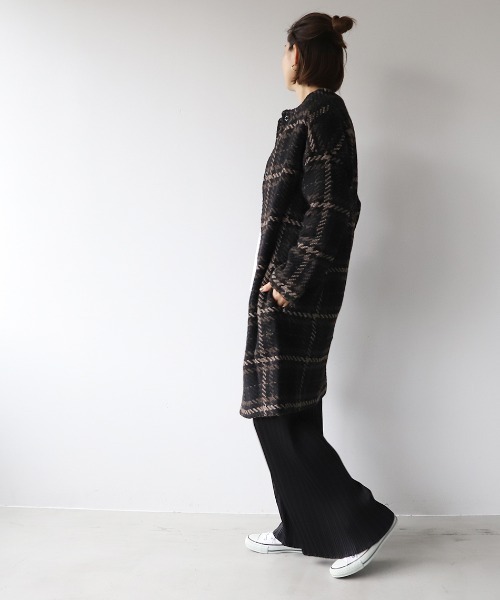 【未使用級♡着用20分程度】OBLI♡オブリ　ウールチェックノーカラーコート John branigan（ジョンブラニガン）の「【JOHN BRANIGAN】ツイード