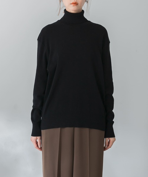 URBAN RESEARCH ROSSO WOMEN(アーバンリサーチ ロッソ)の「GICIPI TIGRE(ニット/セーター・レディース・ネイビー/オフホワイト・3)」の13枚目の写真