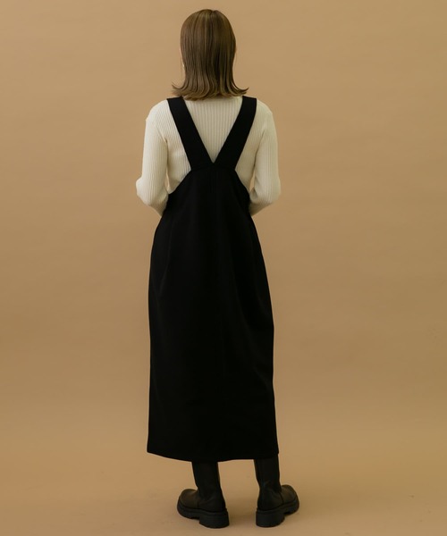 URBAN RESEARCH Sonny Label（アーバンリサーチサニーレーベル）の「Vネックジャンパースカート（ジャンパースカート・レディース・キャメル/ブラック・FREE）」の11枚目の写真