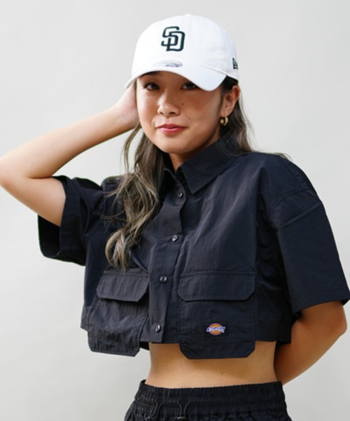 Dickies（ディッキーズ）の「Dickies/ディッキーズ ナイロンショート丈シャツ セットアップ対応 80488500（シャツ/ブラウス・レディース・シルバーグレー/ブラック・M/L）」の22枚目の写真