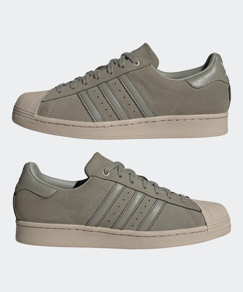 adidas(アディダス)の「adidas/アディダス SUPERSTAR GTX スニーカー(スニーカー・メンズ・ダークベージュ/ブラック・25.5/27/27.5/26/26.5/29/28.5/28)」の1枚目の写真