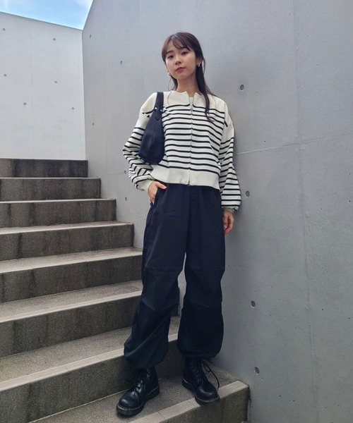 Riberry（リベリー）の「スポンディッシュダブルジップカーデ（カーディガン/ボレロ・レディース・ブラック/ホワイト×ブラック/グレイッシュベージュ/オフホワイト・FREE）」の6枚目の写真