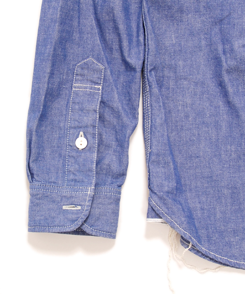 Denime（ドゥニーム）の「SELVEDGE SHAMBLAY SHIRTS/セルヴィッチシャンブレーシャツ（シャツ/ブラウス・メンズ・インディゴブルー・MEDIUM/SMALL/LARGE）」の6枚目の写真