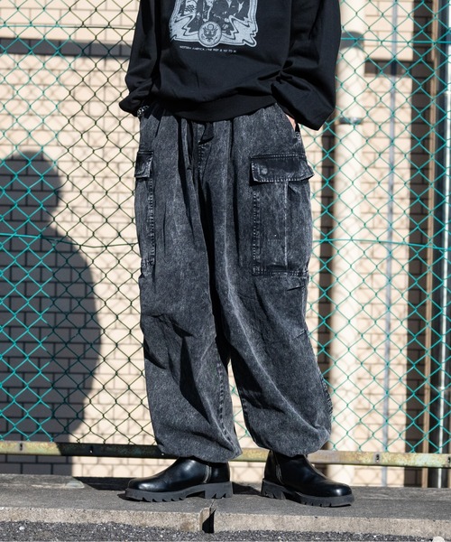 JOHN'S CLOSET(ジョンズクローゼット)の「【i】綿ツイル EXTRA-WIDE ピグメントカーゴパンツ(カーゴパンツ・メンズ・ブラック/カーキ・MEDIUM/X-LARGE/LARGE)」の11枚目の写真