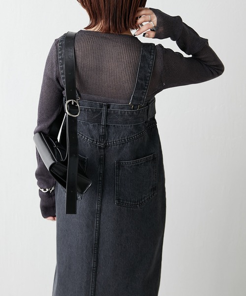 COLLAGE GALLARDAGALANTE（コラージュガリャルダガランテ）の「サスペンダーデニムスカート/Q.anos/WEB限定（ジャンパースカート・レディース・ブラック/ブルー・FREE）」の6枚目の写真