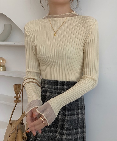 Per sist ence（パーシエンス）の「シアーレースレイヤード風リブニットプルオーバー（Tシャツ/カットソー・レディース・ホワイト/ピンク/アイボリー/ブラック/ブルー・FREE）」の2枚目の写真