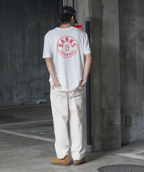 DESIGN TEE/BANKS(バンクス)バックブランドロゴプリントスタンダードフィット半袖カットソー（Tシャツ/カットソー）｜BANKS（バンクス）