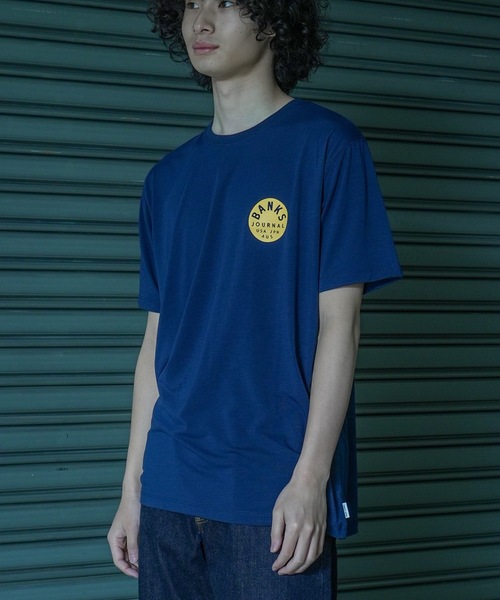 DESIGN TEE/BANKS(バンクス)バックブランドロゴプリントスタンダードフィット半袖カットソー（Tシャツ/カットソー）｜BANKS（バンクス）
